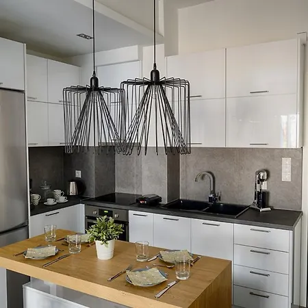 Alpinia N Lotus Apts. Apartment *