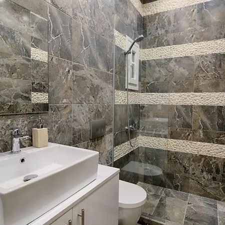 Alpinia N Lotus Apts. דירה סלוניקי